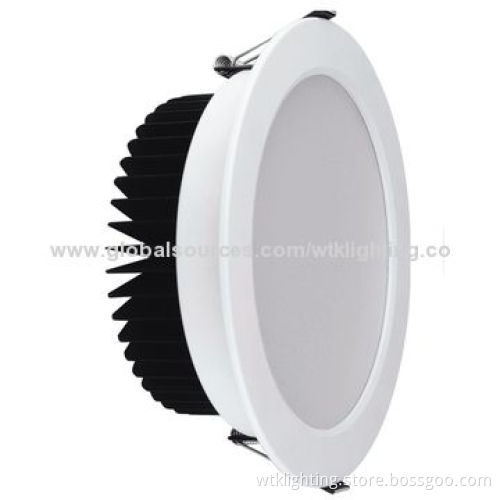 LED Downlight, 9W Power with Super Silver Color Cover
